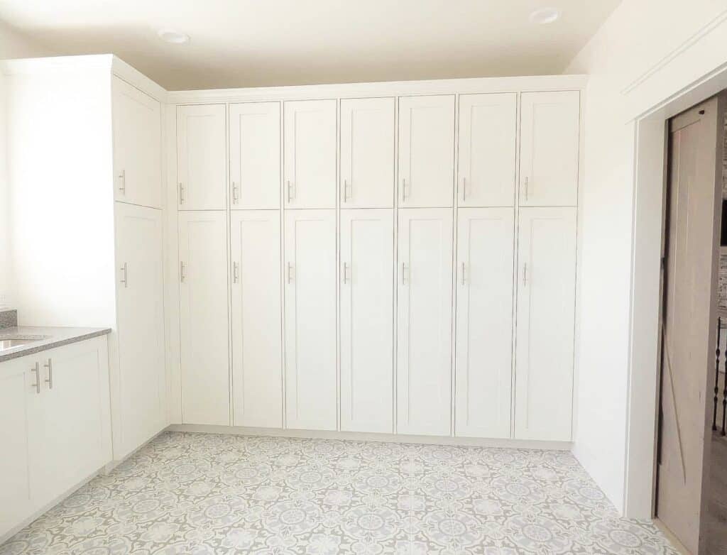 white custom storage cabinets